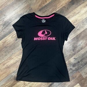 Women’s Mossy Oak tee